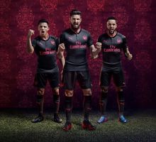 2017/18賽季第二客場球衣