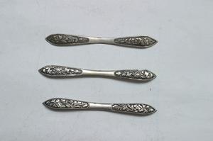 清末浮雕花卉紋髮簪 清末浮雕花卉紋髮簪