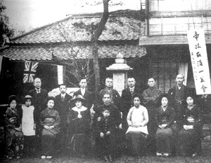 《消防員舞會》 《消防員舞會》