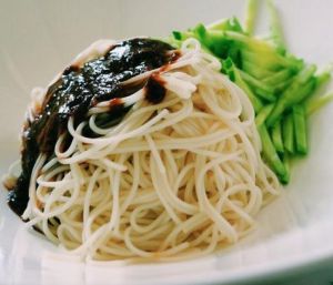 麻醬涼麵 麻醬涼麵