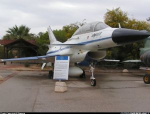 “獅”式戰機 “獅”式戰機