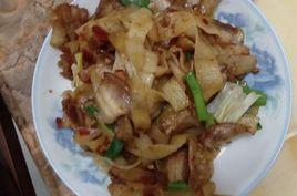 麵皮回鍋肉 麵皮回鍋肉