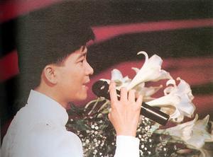 《回望》 《回望》