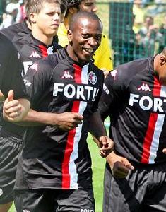 羅密歐·卡斯特倫 羅密歐·卡斯特倫