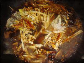 春筍燉魚 春筍燉魚