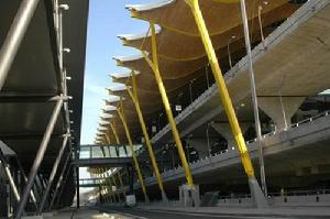馬德里巴拉哈斯機場