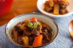 胡蘿蔔燒牛肉 胡蘿蔔燒牛肉
