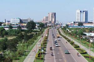 大地震三十年後的新唐山