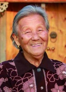 高鳳蓮[剪紙藝術家]