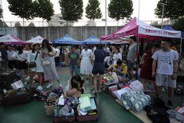 跳蚤市場[舊貨地攤市場的別稱]