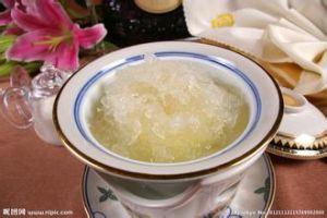 冰糖燉雪蛤 冰糖燉雪蛤