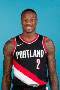 阿基·古德溫 阿基·古德溫