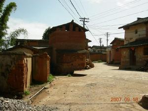 大里屯村 大里屯村