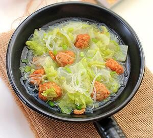 大白菜冬粉丸子煲 大白菜冬粉丸子煲