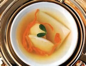 浮小麥人參煲鮑翅 浮小麥人參煲鮑翅