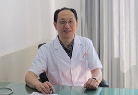 連明國主任醫師