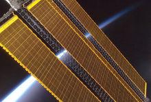 國際空間站太陽能電池板