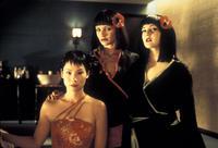 霹靂嬌娃[美德2000年卡梅隆·迪亞茨主演動作片]