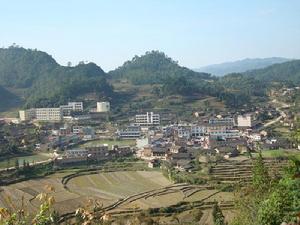 董堡自然村 董堡自然村