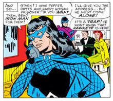 黑寡婦早期制服