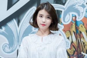IU
