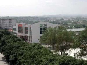 南寧地區教育學院