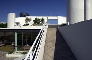 Le Corbusier