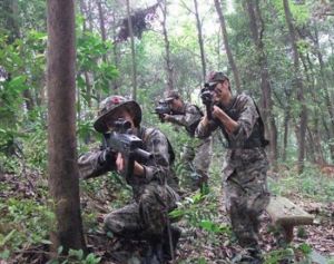 紅色尖兵真人CS 紅色尖兵真人CS