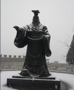 齊桓公雕像
