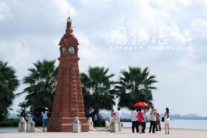 港灣鐘樓 港灣鐘樓