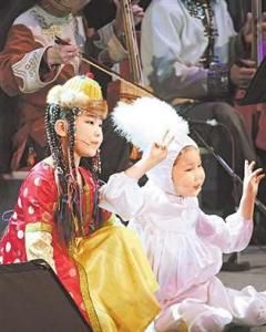 五彩呼倫貝爾兒童合唱團 五彩呼倫貝爾兒童合唱團