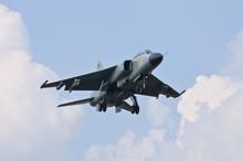 中國殲轟-7A戰鬥轟炸機 中國殲轟-7A戰鬥轟炸機