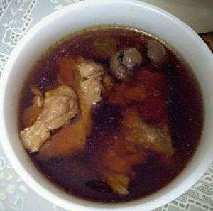 棗杞圓肉雞湯