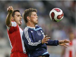 萊昂納多·皮里斯 萊昂納多·皮里斯