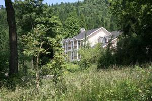 涪陵武陵山丁香樓