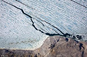 去年7月份，彼得曼冰川處於“融化危機”