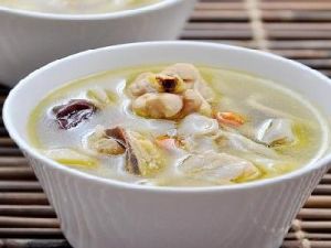 鮮菇紅棗雞湯