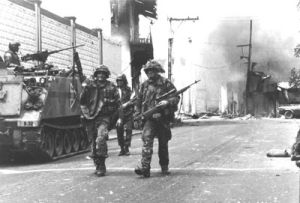 美軍入侵巴拿馬 美軍入侵巴拿馬