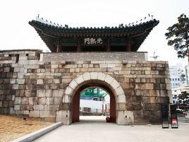 光熙門[李氏朝鮮漢城（今首爾）光熙門]