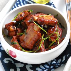 腐乳豆苗燒排骨