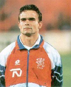 馬克·奧維馬斯 馬克·奧維馬斯