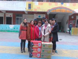 “馮耀東”愛心協會開展暖冬行動