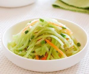 椒油萵筍絲 椒油萵筍絲