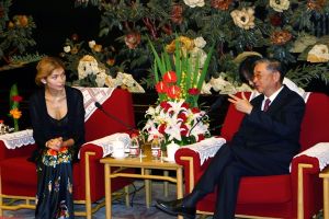 胡啟立主席會見烏茲別克斯坦副外長卡里莫娃·古麗娜拉