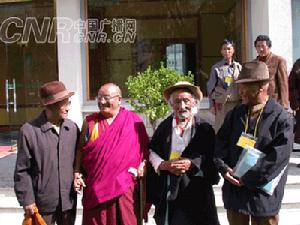 （圖）大會間隙各路專家學者漫談天文歷算