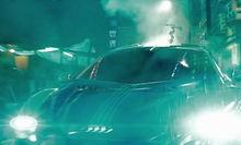 《變2》預告片中“邊路”變形為奧迪R8汽車