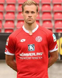 馬克西米利安·拜斯特 馬克西米利安·拜斯特