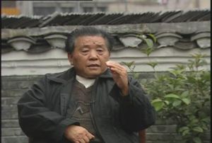 陳啟貴[鳳凰縣文化館館長兼黨支部書記]