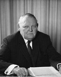 路德維希·艾哈德 路德維希·艾哈德