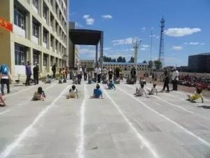 卡倫鎮中心國小 卡倫鎮中心國小